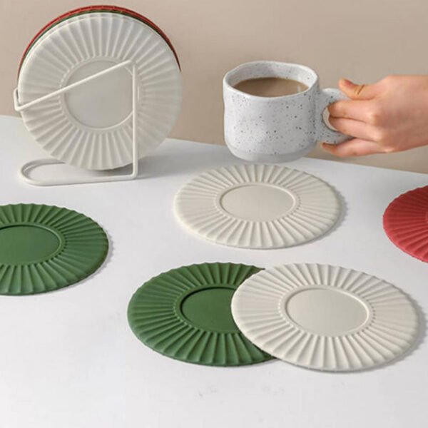 Non-slip Silicone Dining Table Placemat Kitchen Accessories Mat